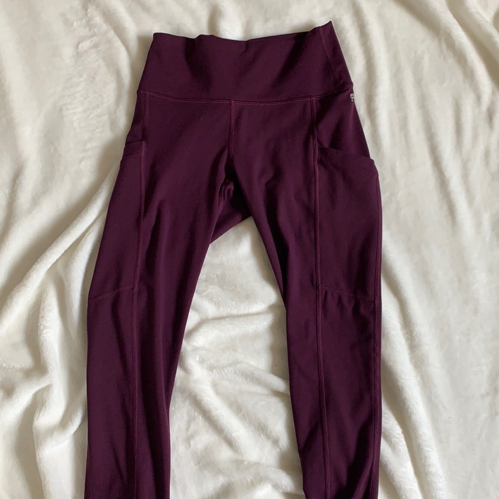 Fabletics maroon leggings